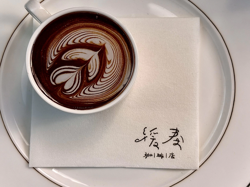 Como os guardanapos para coquetéis melhoram a experiência dos convidados nas festas?